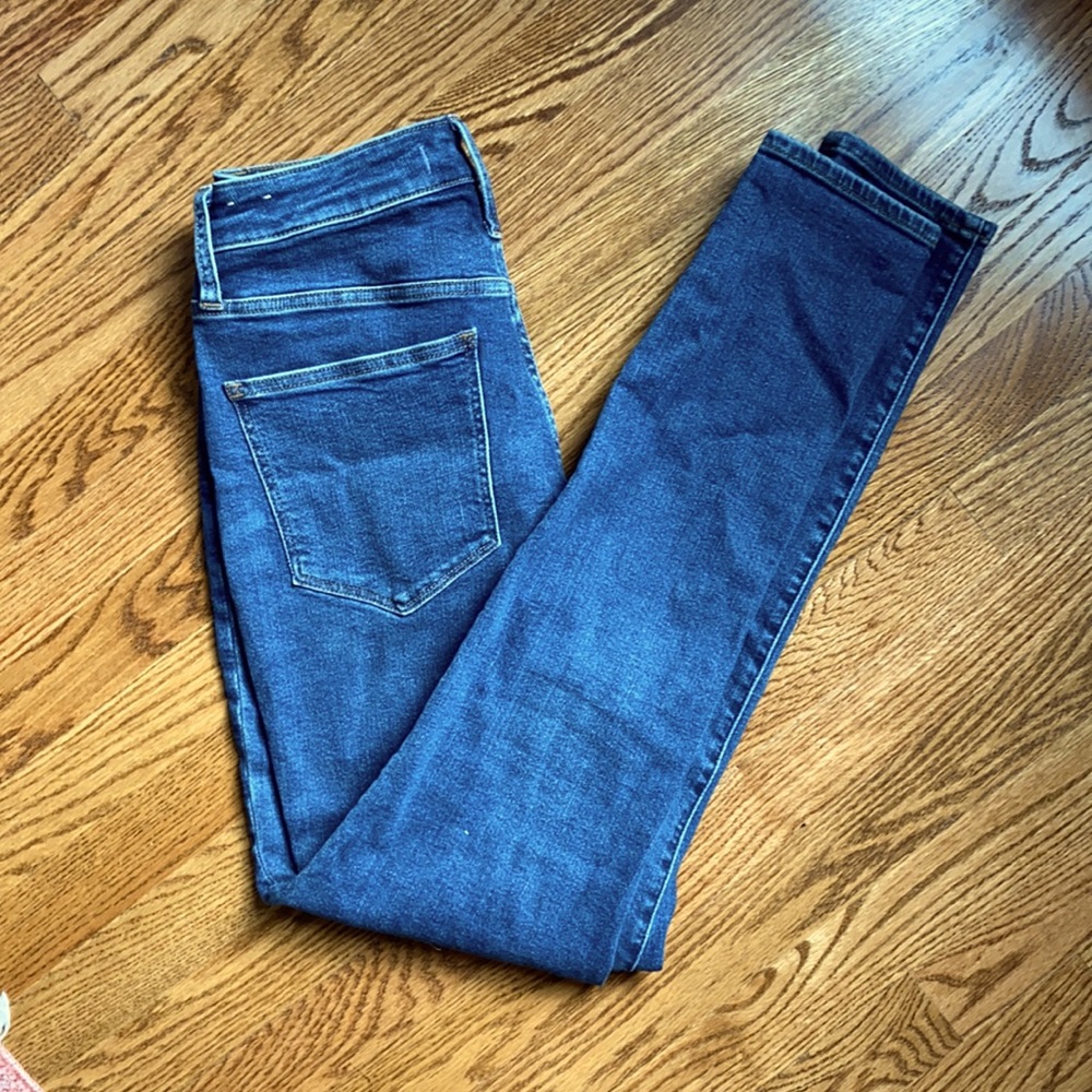Madewell Curvy High-Rise Skinny Jean size 29T in EUC